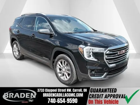 Black 2024 GMC Terrain SLT for sale in Carroll, OH