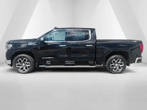 More photos of 2026 GMC Sierra 1500 SLT at Braden Cadillac GMC, OH