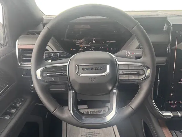 GMC Yukon XL photo 26