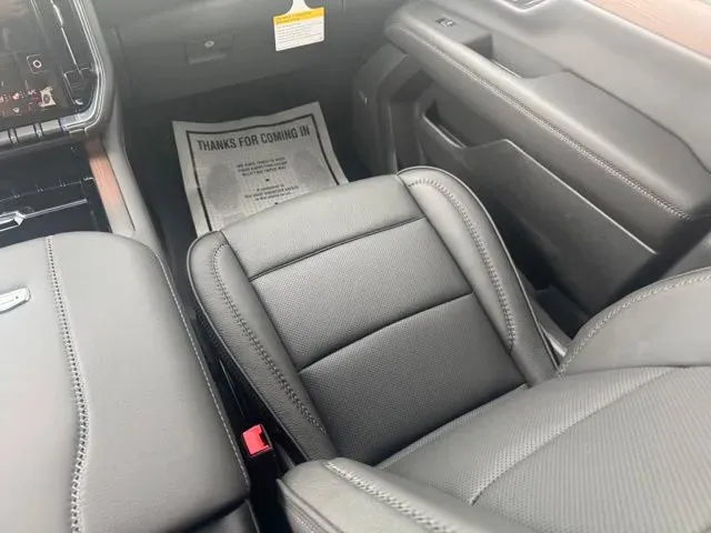 GMC Yukon XL photo 23