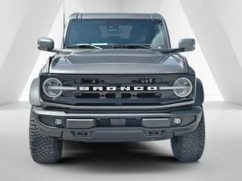 Photos of 2023 Ford Bronco Outer Banks for sale in Carroll, OH at Braden Cadillac GMC