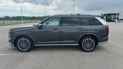 More photos of 2026 Hyundai Palisade Calligraphy at Braden Cadillac GMC, OH