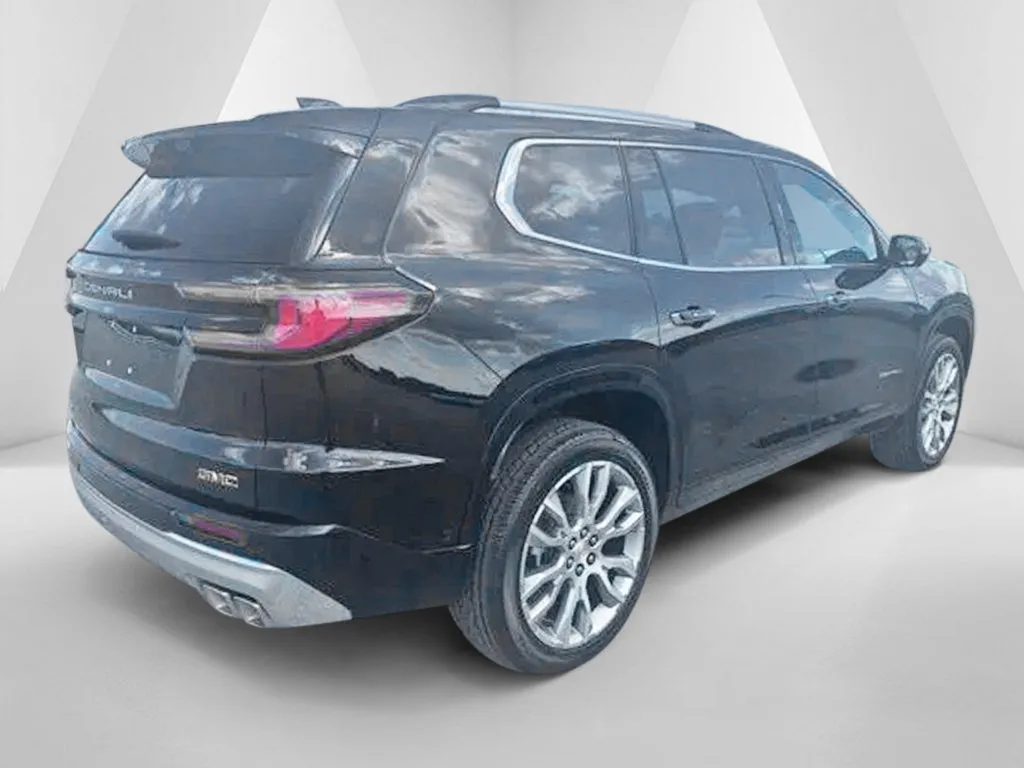 GMC Acadia photo 7