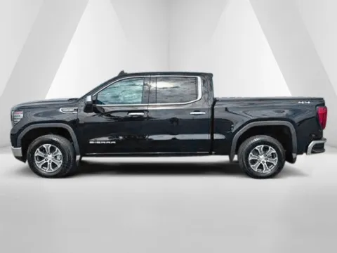 More photos of 2026 GMC Sierra 1500 SLT at Braden Cadillac GMC, OH