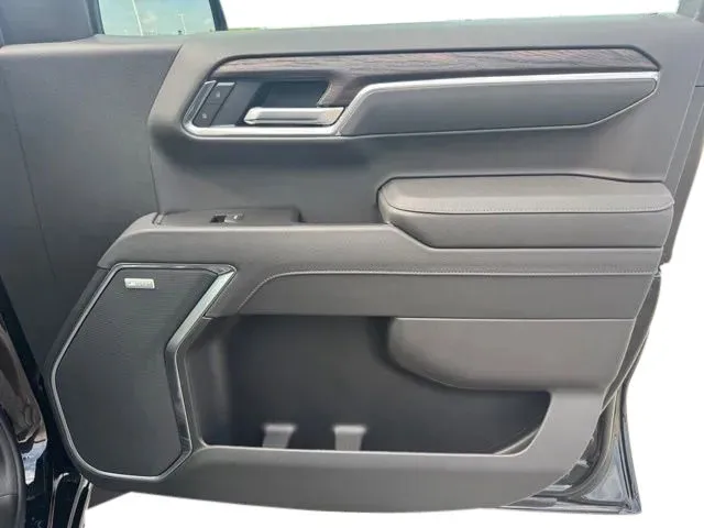 GMC Sierra photo 15