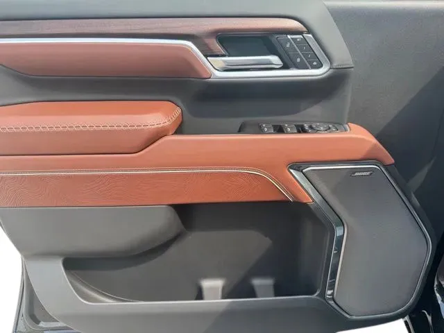 GMC Sierra photo 11