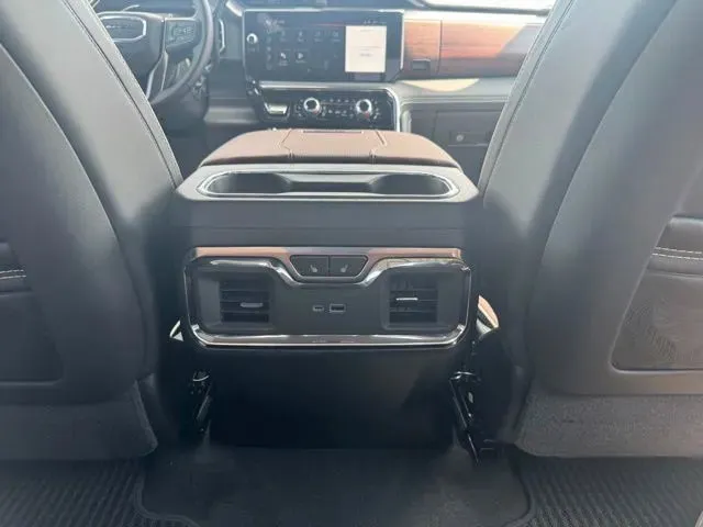 GMC Sierra photo 20