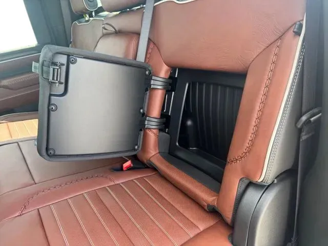 GMC Sierra photo 19