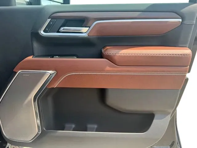GMC Sierra photo 15