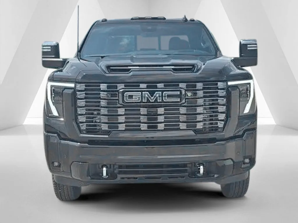 GMC Sierra photo 2