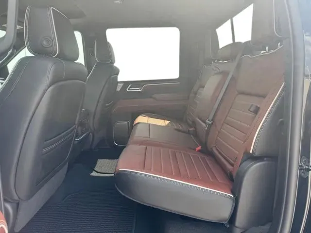 GMC Sierra photo 17