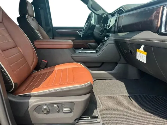 GMC Sierra photo 13