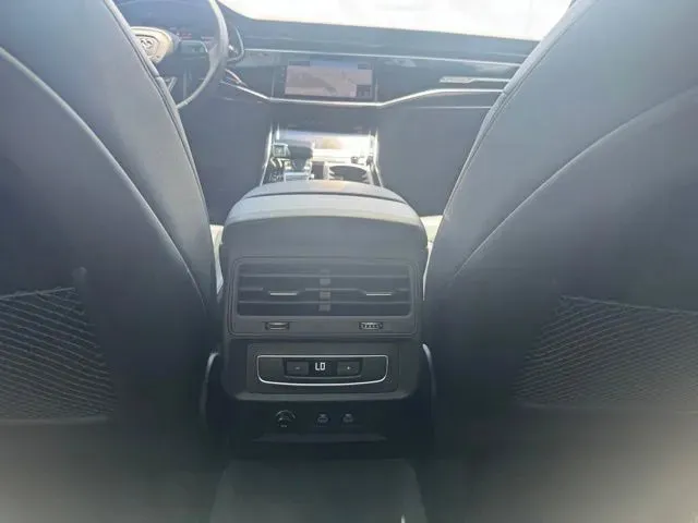 Audi Q7 photo 21