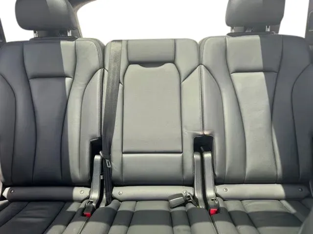 Audi Q7 photo 20