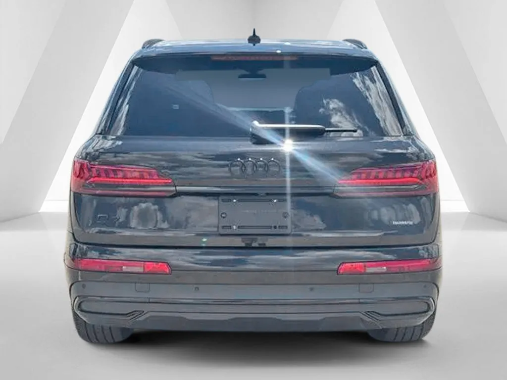 Audi Q7 photo 6