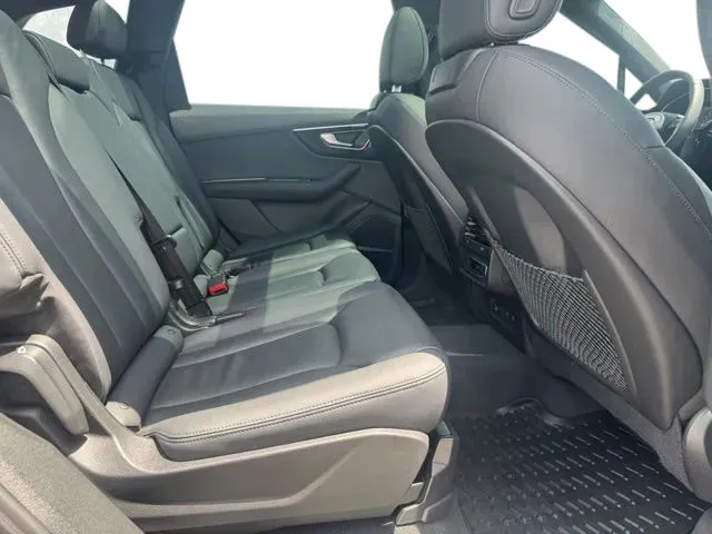 Audi Q7 photo 18