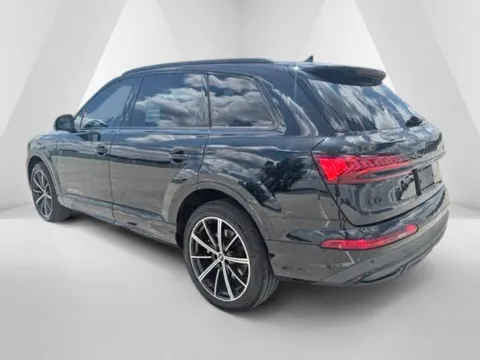 More photos of 2023 Audi Q7 55 Premium Plus at Braden Cadillac GMC, OH
