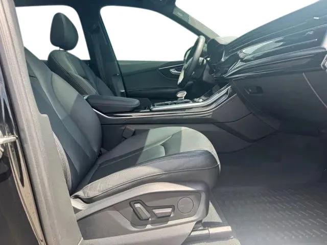 Audi Q7 photo 15