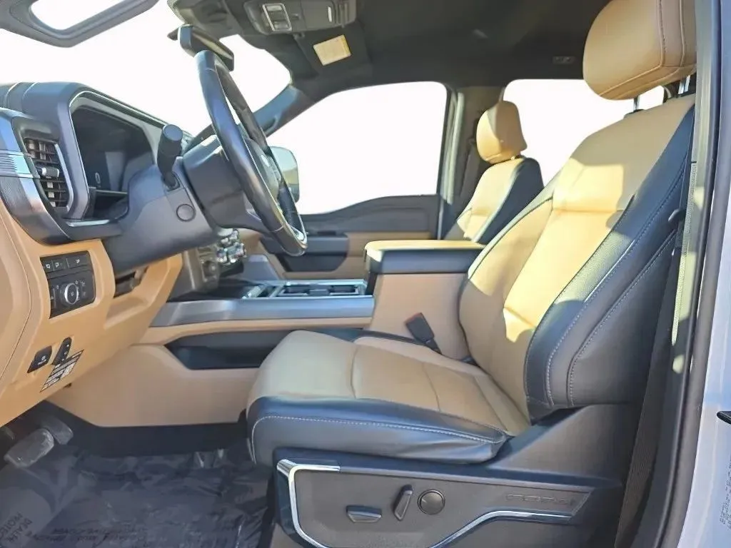 2023 Ford F-250 Super Duty Lariat - Photo 16