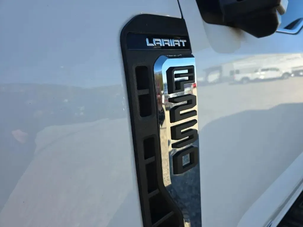 2023 Ford F-250 Super Duty Lariat - Photo 10
