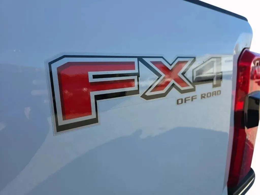 2023 Ford F-250 Super Duty Lariat - Photo 12