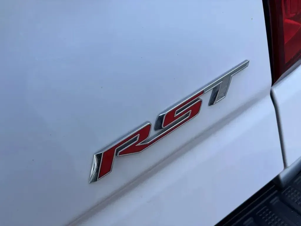 2023 Chevrolet Silverado 1500 RST - Photo 12