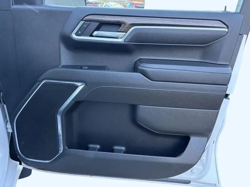 2023 Chevrolet Silverado 1500 RST - Photo 32