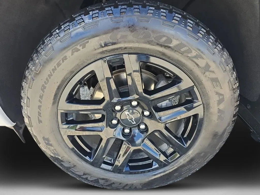 2023 Chevrolet Silverado 1500 RST - Photo 9