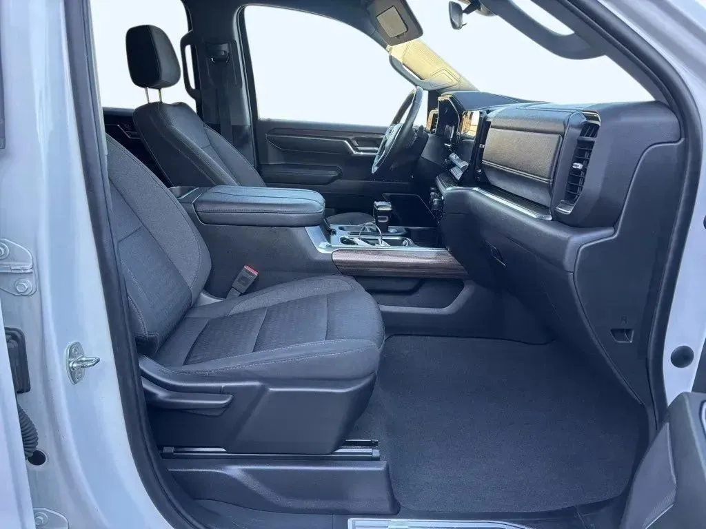 2023 Chevrolet Silverado 1500 RST - Photo 34