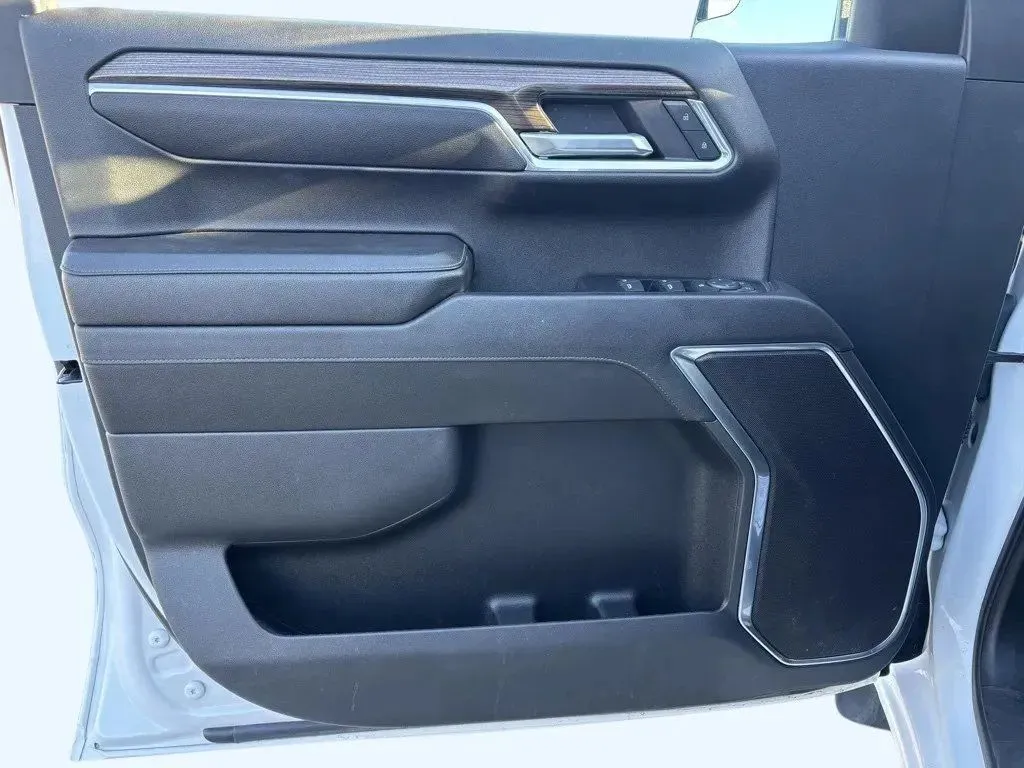 2023 Chevrolet Silverado 1500 RST - Photo 23
