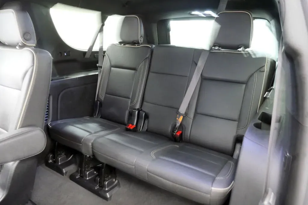 GMC Yukon XL photo 18