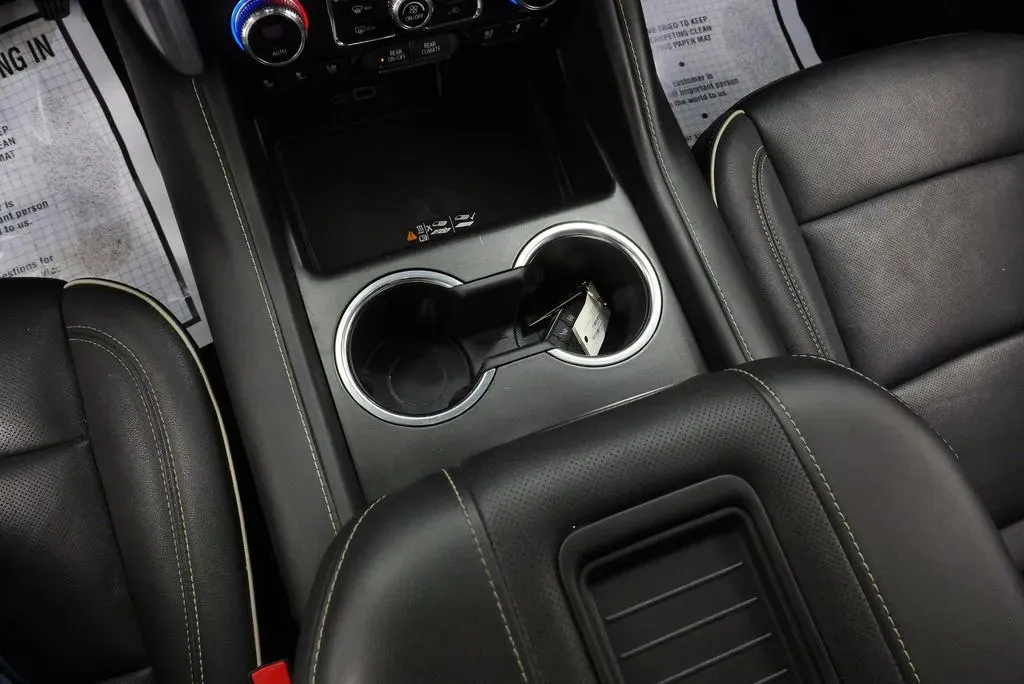 GMC Yukon XL photo 28