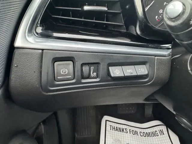 Cadillac XT6 photo 24