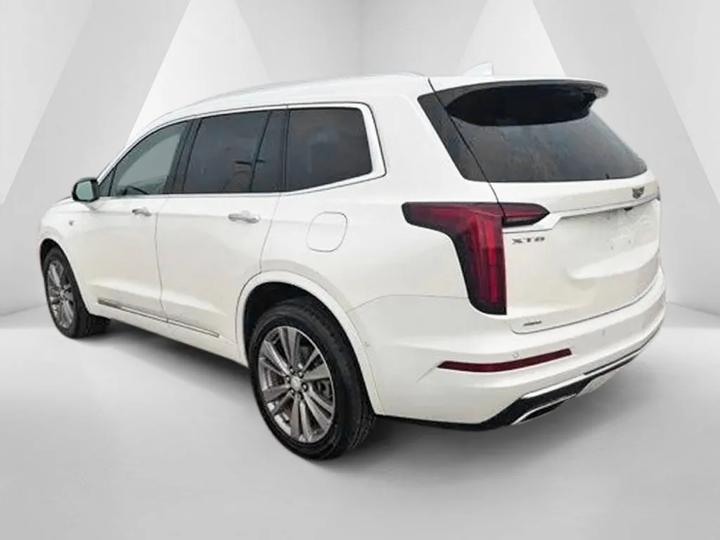 Cadillac XT6 photo 5