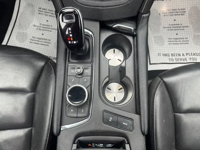 Cadillac XT6 photo 28