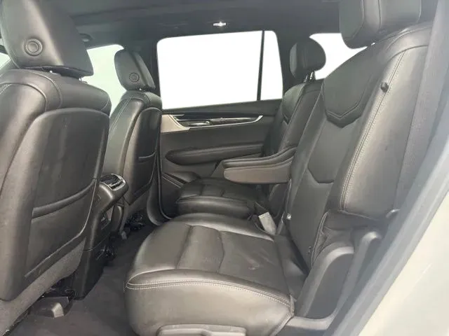 Cadillac XT6 photo 18