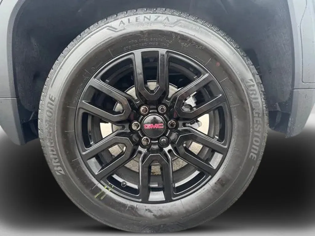 GMC Sierra photo 36