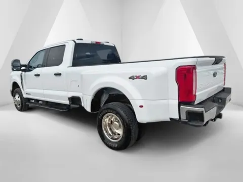 More photos of 2023 Ford F-350SD at Braden Cadillac GMC, OH
