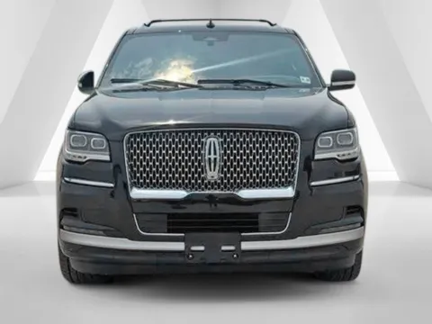 Photos of 2023 Lincoln Navigator L Reserve for sale in Carroll, OH at Braden Cadillac GMC