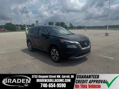 Black 2023 Nissan Rogue SV for sale in Carroll, OH