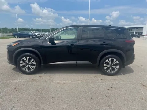 More photos of 2023 Nissan Rogue SV at Braden Cadillac GMC, OH