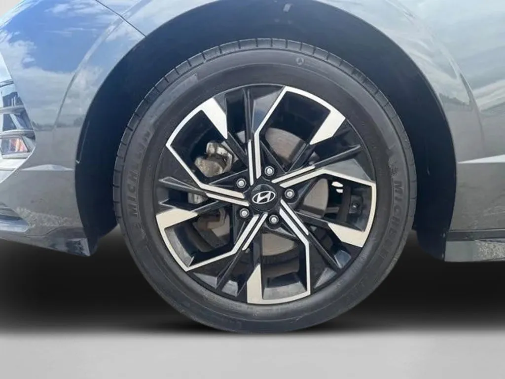 Hyundai Sonata photo 28