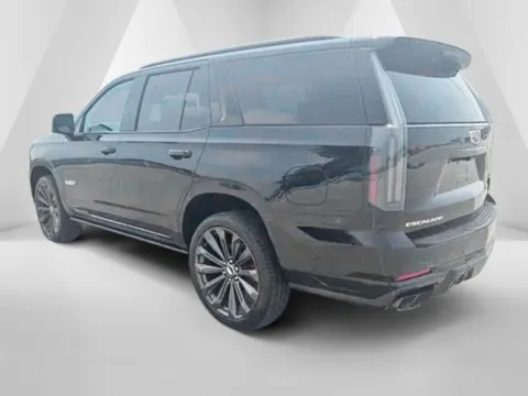 More photos of 2026 Cadillac Escalade V-Series at Braden Cadillac GMC, OH