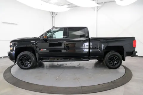 More photos of 2019 Chevrolet Silverado 2500HD LTZ at Braden Cadillac GMC, OH