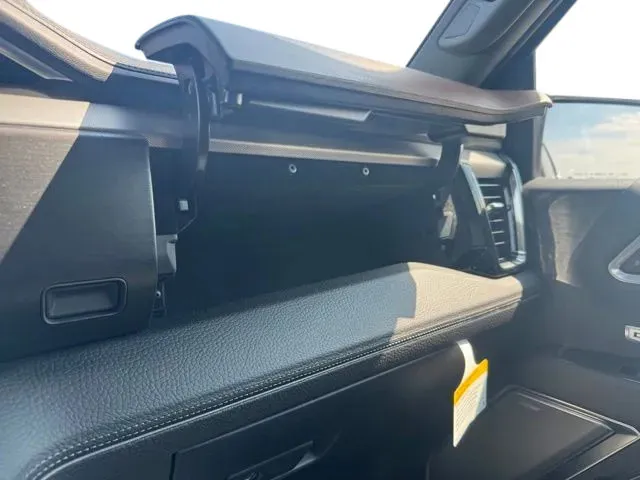 GMC Sierra photo 30