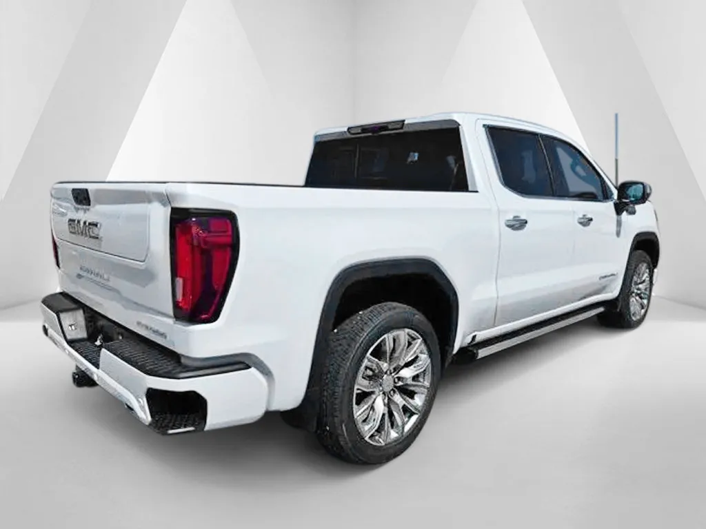 GMC Sierra photo 7