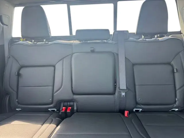 GMC Sierra photo 19