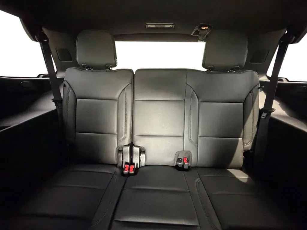 Chevrolet Tahoe photo 31