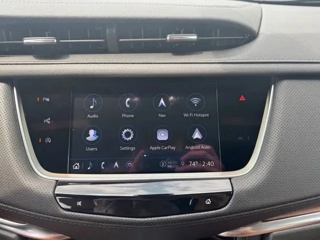 Cadillac XT5 photo 28