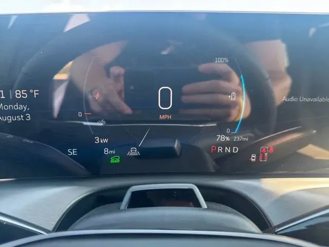 Cadillac Vistiq photo 26